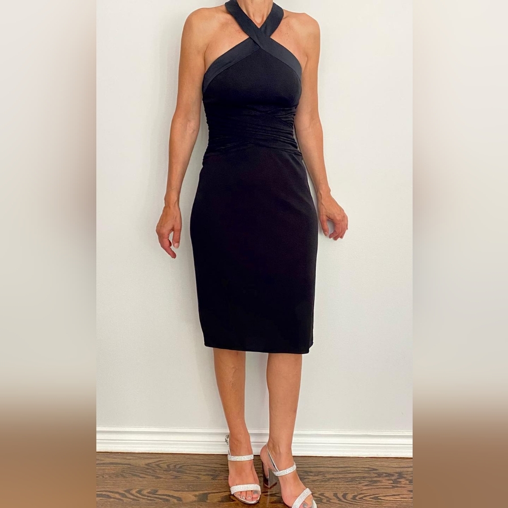 Kay Unger NY black evening dress, halter top. Like new. Size 4